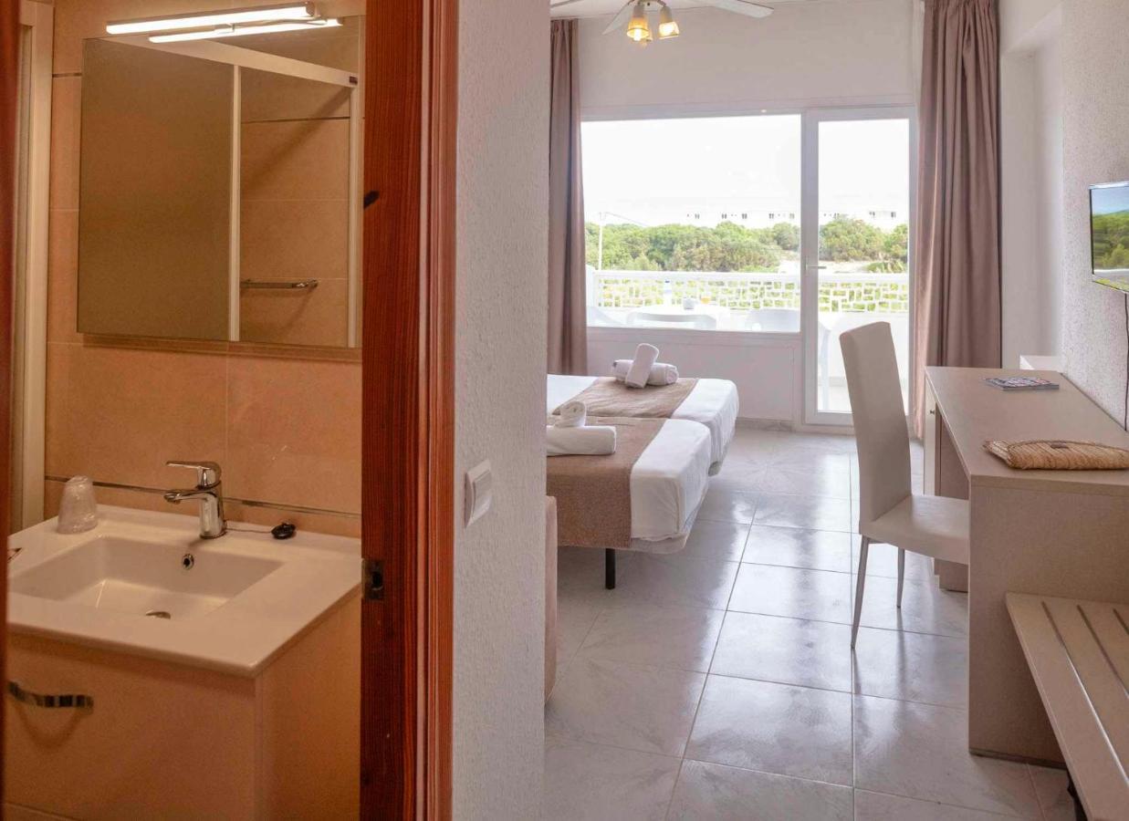 Roquetes Rooms - Formentera Break Es Pujols Exterior photo